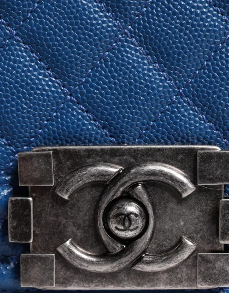 Chanel Mavi Kuzu Derisi Çift Zincirli Deri Orta Boy Omuz Çantası
